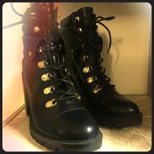 Guess Jollyn Leather Look Heeled Combat Boot